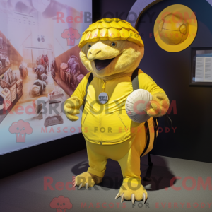Maskot karakter af en gul...