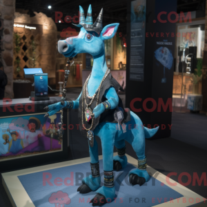 Maskot karaktär av en cyan...