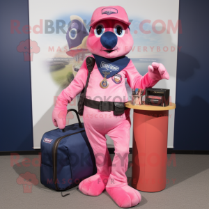 Pink Navy Seal maskot...