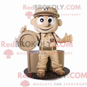 Postava maskota Beige Plate...