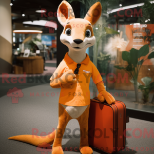 Personagem de máscara de um...