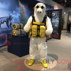 Personnage mascotte d un...