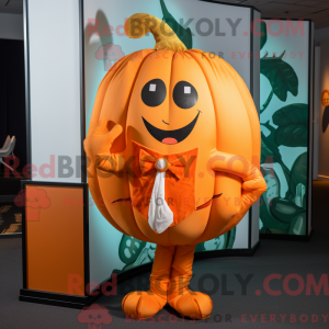 Postava maskota oranžové...
