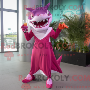 Personagem de máscara de...