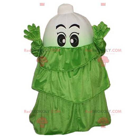Mascote de alho-poró branco com um vestido verde -