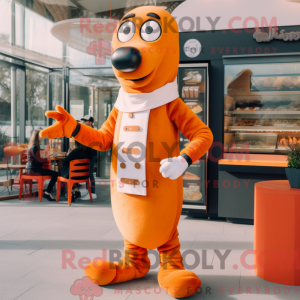 Postava maskota oranžového...