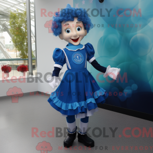 Personagem de máscara de...