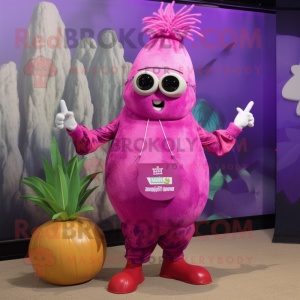 Magenta majroe maskot...