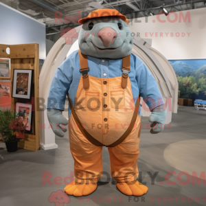 Maskotkarakter af en orange...
