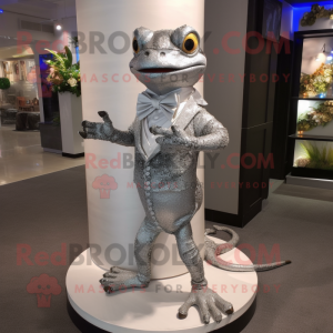 Silver Geckos maskot kostym...