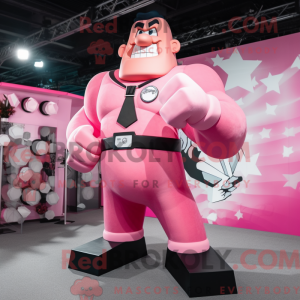Personagem de máscara de...