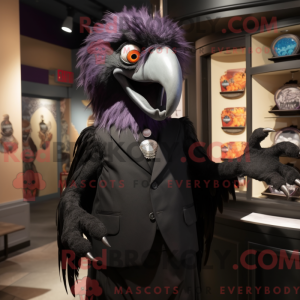 Personagem de máscara de...