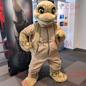 Maskotkarakter af en beige...