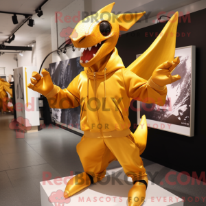 Personagem de máscara de...