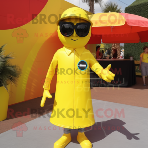 Yellow Plate Spinner maskot...