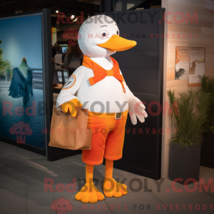 Maskotkarakter af en orange...