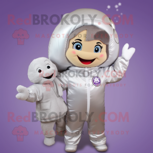 Silver Astronaut maskot...