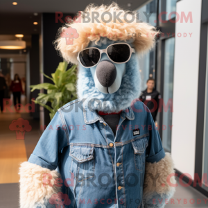 Personaje mascota de una...
