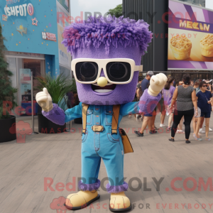 Personaje mascota de una...
