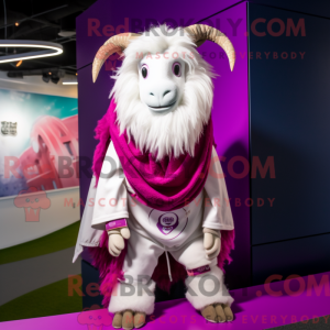 Personnage mascotte d une...