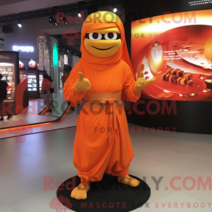 Personagem de máscara de um...