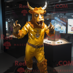 Personagem de máscara de um...