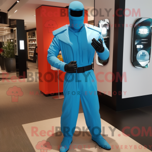 Personagem de máscara de...