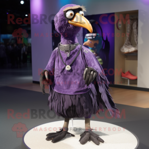 Purple Crow mascotte...