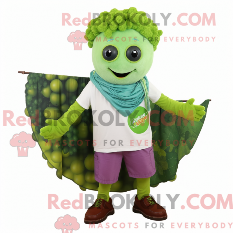 Característica de máscara de um vestido verde com shorts e bermudas - Mascotes da uva - REBROKO_420123 - RedBrokoly.com