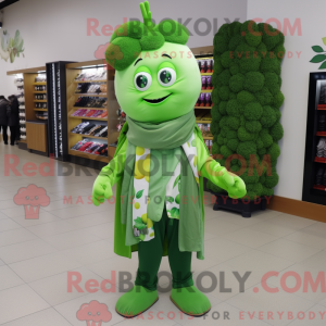 Característica de máscara de um vestido verde com shorts e bermudas - Mascotes da uva - REBROKO_420124 - RedBrokoly.com