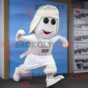 Maskotfigur af en hvid...