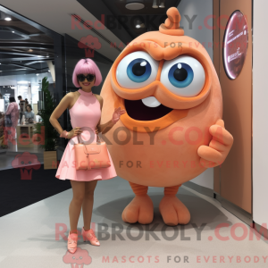 Maskotkarakter av en Peach...