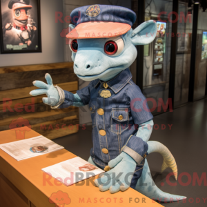 Mascottefiguur van een...