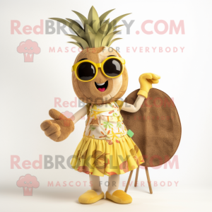 Tan Pineapple mascotte...