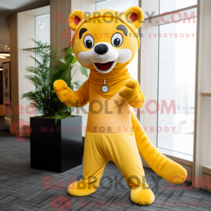 Personnage mascotte d une...