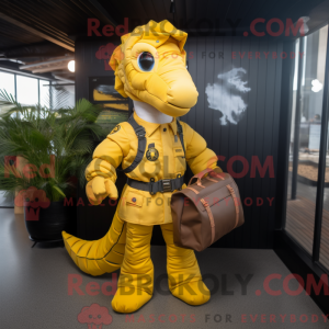 Maskottchen eines gelben...