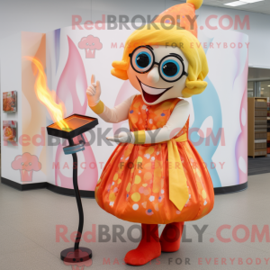 Maskotfigur af en Peach...