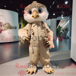 Personagem de máscara de...