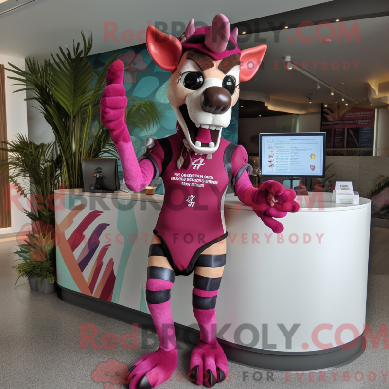 Personagem de máscara de Magenta Okapi usado com mau cheiro e ganso - Mascotes Okapi - REBROKO_424292 - RedBrokoly.com