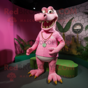 Różowy krokodyl w kostiumie...