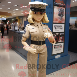Postava maskota Tan Gi Joe...