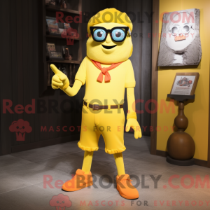 Personnage mascotte d un...