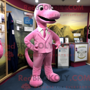 Personagem de máscara de um...