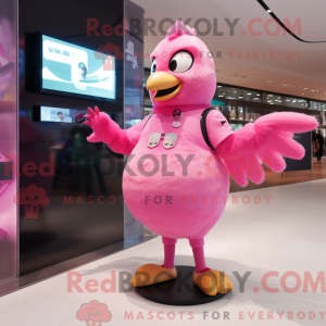 Maskotkarakter av en Pink...
