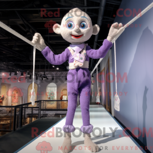 Personagem de máscara de um...