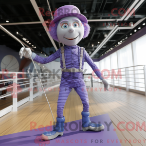 Personagem de máscara de um...