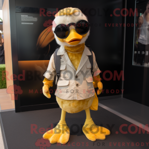 Personnage mascotte d un...