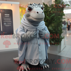 Personagem de máscara de um...