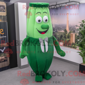 Personnage mascotte d une...