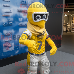 Maskotfigur af en gul...